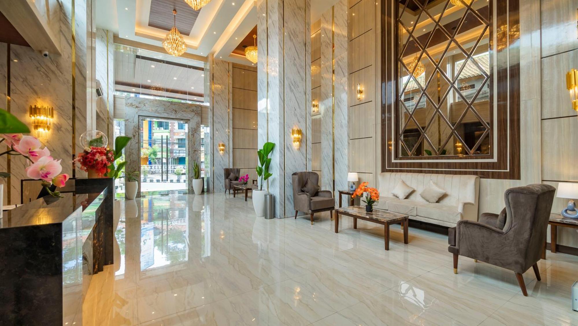 City Of Aventus Hotel - Denpasar エクステリア 写真